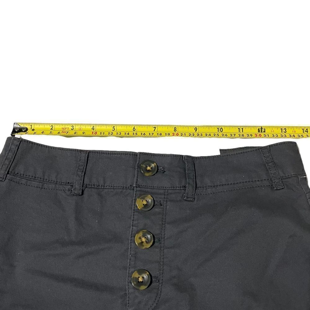 NWT Old Navy Women’s Charcoal Gray Button Up Shorts Size 4 - Picture 8 of 15